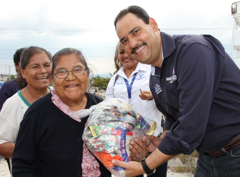 Entrega de despensas del programa Juntos Nutrimos Aguascalientes