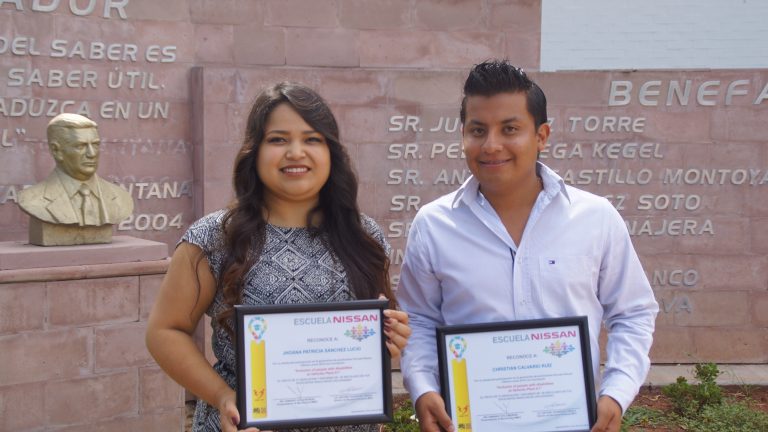 Proyecto de estudiantes del ITA es condecorado por Nissan