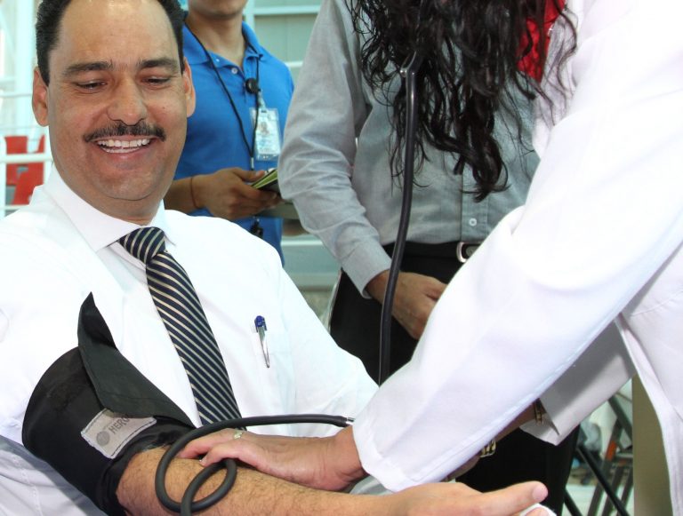 Inauguran Feria de la Salud y Jornada Odontológica Asociación Gilberto-Fundación UNAM