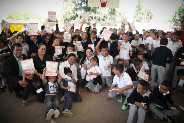 Preparan la Gira de Útiles Escolares