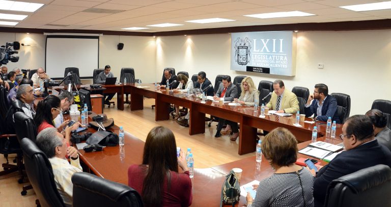 No hay restricción para tratar temas electorales en la Diputación Permanente