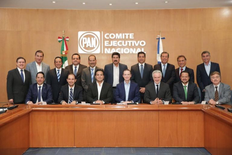 Se reúne Martín Orozco con gobernadores panistas y Ricardo Anaya