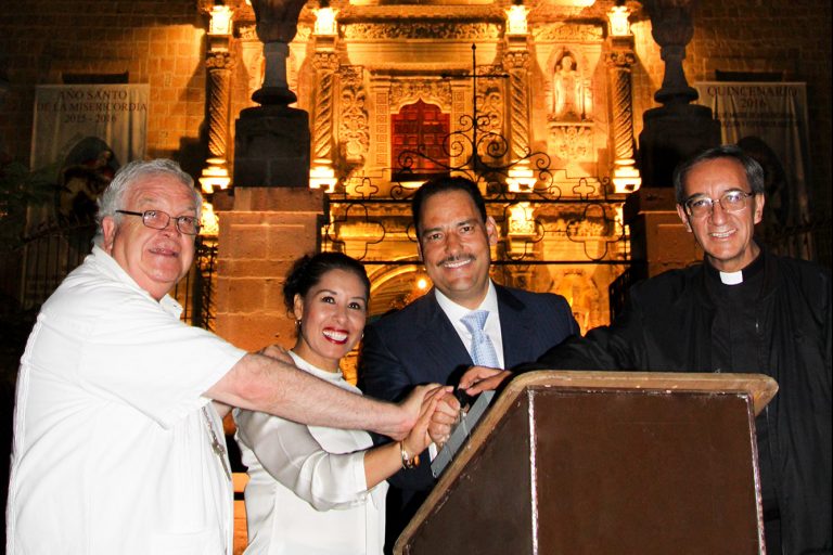 Entregan obras de rehabilitación en la catedral basílica