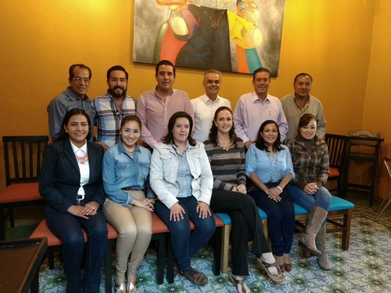 Se reúne Noel Mata con diputados electos de Acción Nacional