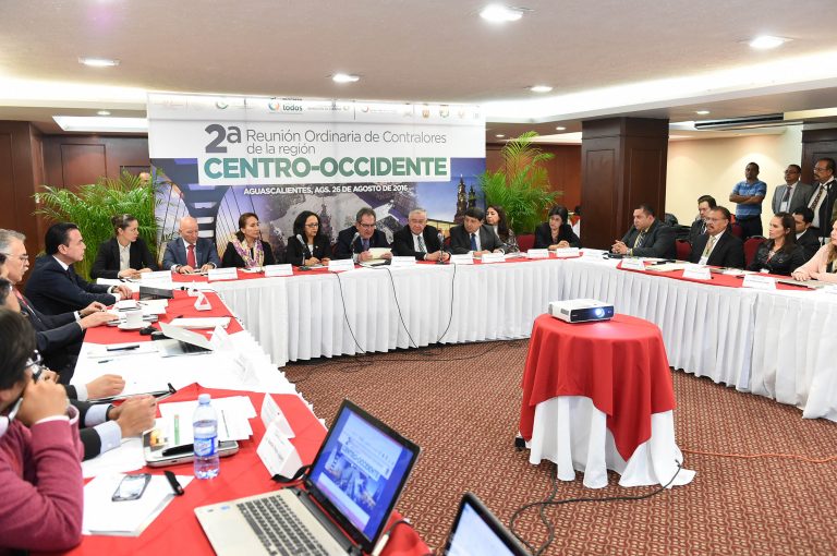 Se reúnen contralores de la Región Centro-Occidente