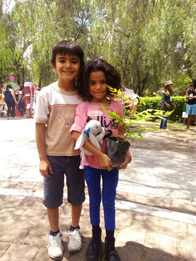 Adopta un Árbol en el parque de la Pona