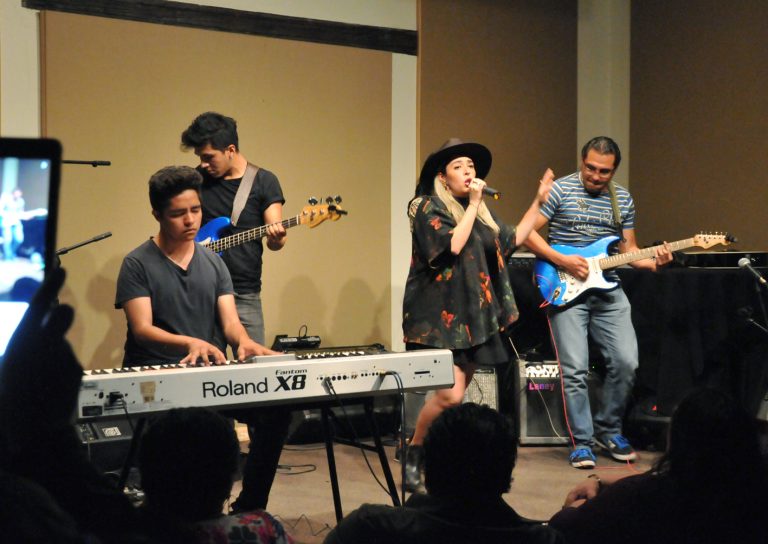 Musicalizan poemas de Octavio Paz, Efraín Huerta y José Revueltas a ritmo de rock