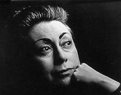 Rosario Castellanos, de las pocas mujeres que practicó todos los géneros literarios