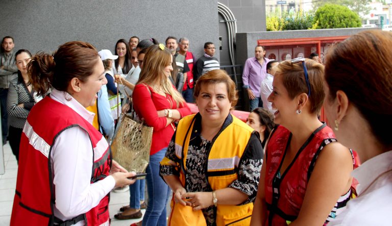 Realizan simulacro de evacuación en la Secretaría de Turismo