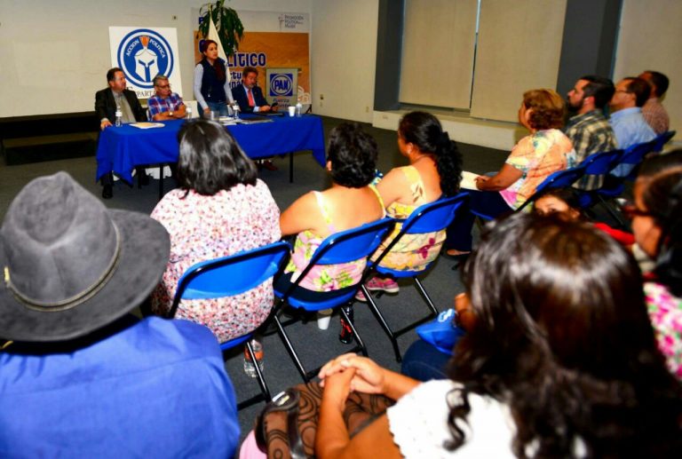 Se reúne Teresa Jiménez con el Grupo Espartanos