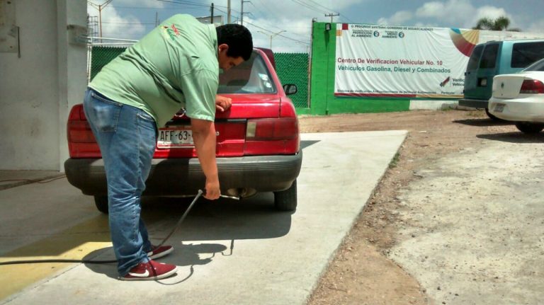 Automóviles de uso intensivo con terminación 5 y 6 verifican en agosto