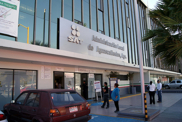 Mil 960 aguascalentenses están en la lista negra del Servicio de Administración Tributaria