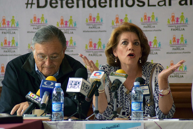 Dice el Frente Nacional por la Familia que la iniciativa de matrimonio igualitario pretende despoblar al país