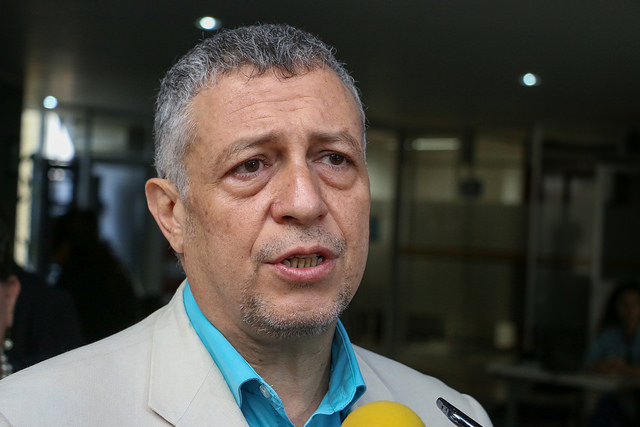 El gobierno es muy débil, “no ha sabido poner en su lugar a las Iglesias”