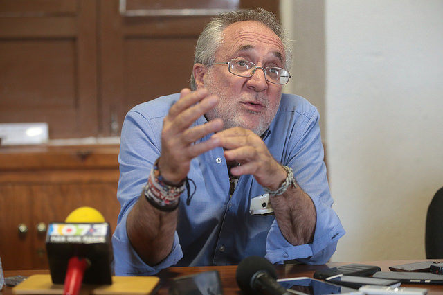 Que la Iglesia no se meta con los homosexuales, pide Javier Sicilia