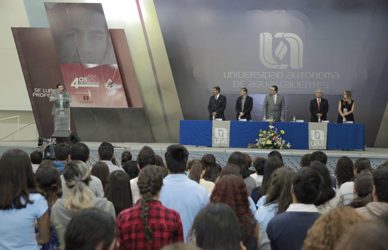 Creación de infraestructura hospitalaria ha incrementado empleos para egresados de Terapia Física
