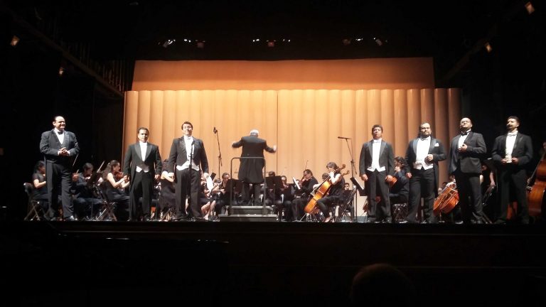 Orquesta Filarmónica de la UAA ofreció concierto en el Teatro Hidalgo de Colima