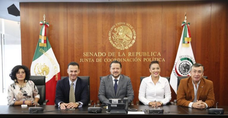 Se reúnen legisladores panistas por Aguascalientes