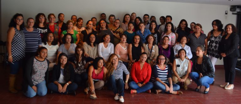 Imparten talleres de empoderamiento a mujeres