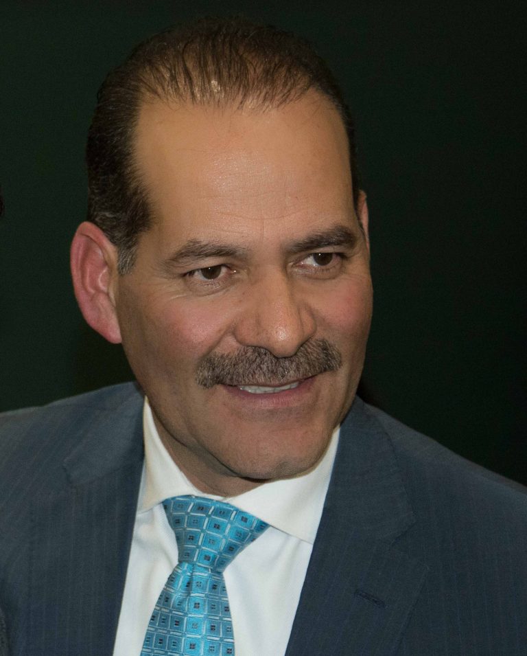 Administración de Martín Orozco incrementará dos años de escolaridad