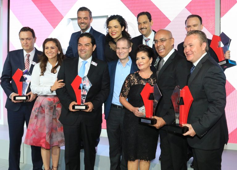 Revista Alcaldes de México reconoce al Ayuntamiento por la aplicación de tecnologías electrónicas