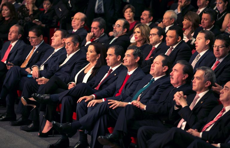 Lozano de la Torre asiste a toma de protesta del gobernador de Hidalgo