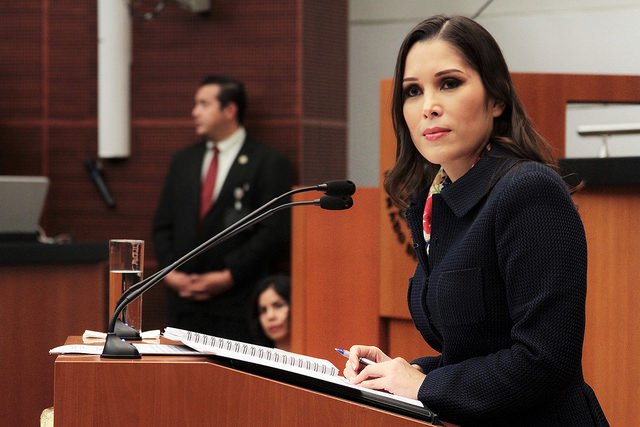 Entregan Premio a la innovación en transparencia