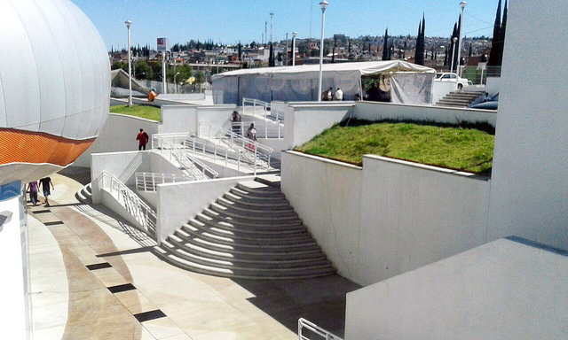 30 locales del Mercado de Villas siguen sin trabajar