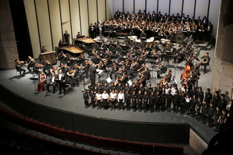 Ofuaa celebró su quinto aniversario con magno concierto