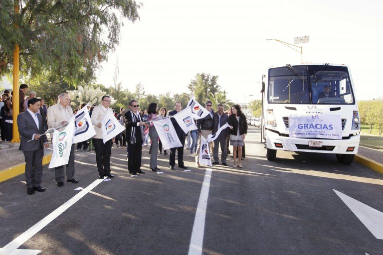 UAA amplía parque vehicular e inaugura vialidad poniente en beneficio de estudiantes, docentes e investigadores