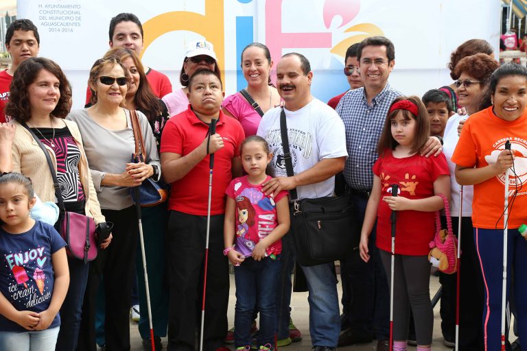 Conmemoran el Día Mundial del Bastón Blanco