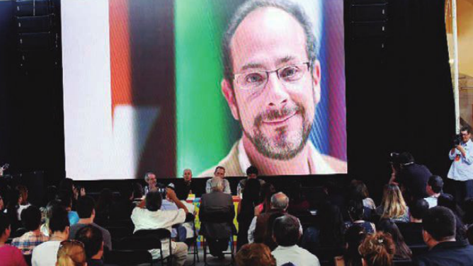 Rinden homenaje en el FIC a Ignacio Padilla, escritor  y estudioso de Cervantes