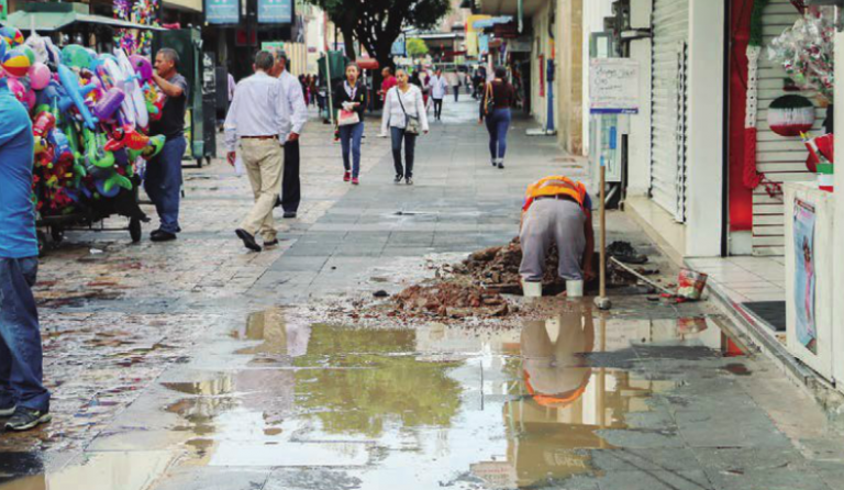 Urgente reestructurar el sistema de agua del centro