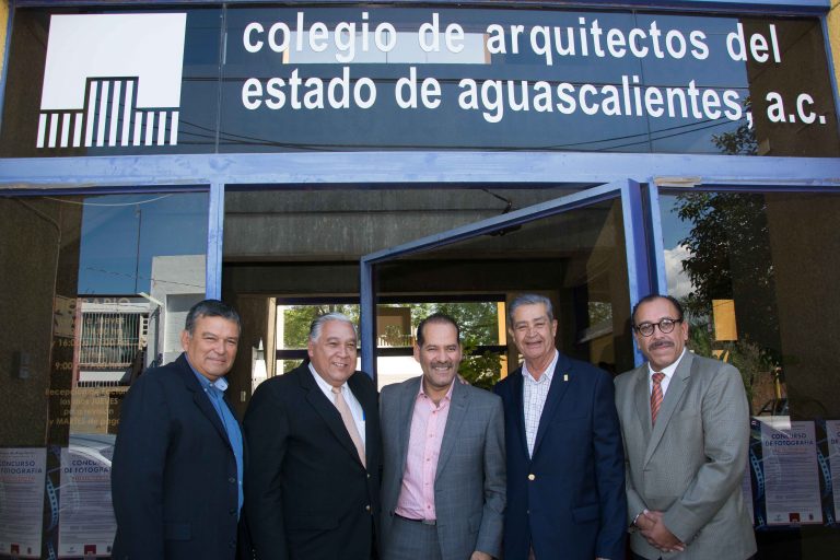 Cuenta Martín Orozco con el respaldo del Colegio de Arquitectos