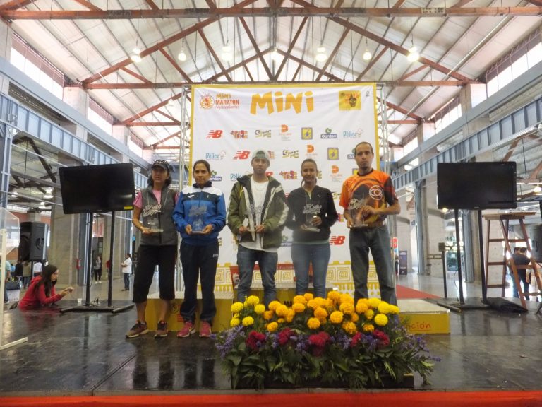 Entregan reconocimientos a los ganadores del Serial Atlético Mi Reto 2016