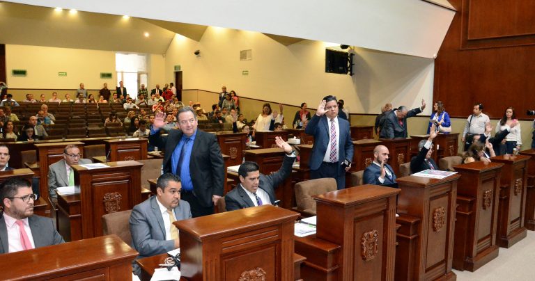 Aplazan diputados discusiones sobre desafuero e inhabilitación del alcalde