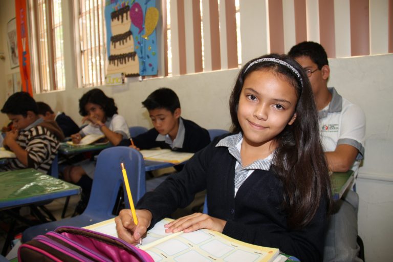 Aplicarán vacunas con el Virus del Papiloma Humano a niñas de quinto de primaria