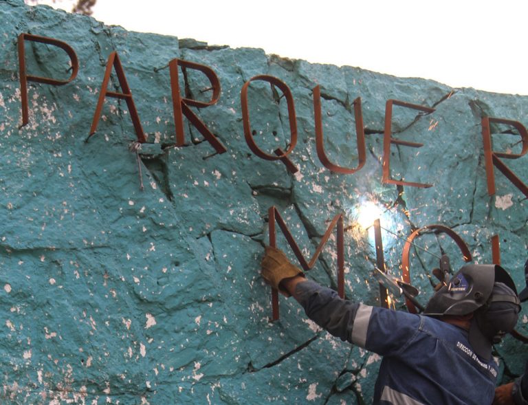 Ponen en marcha trabajos de rehabilitación en el parque Miguel Hidalgo