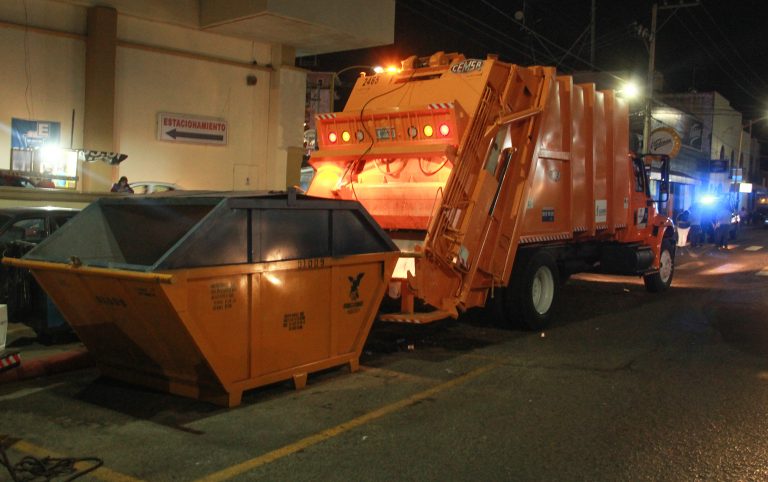 Culpa alcalde a Gobierno Federal por crisis en servicio de limpia