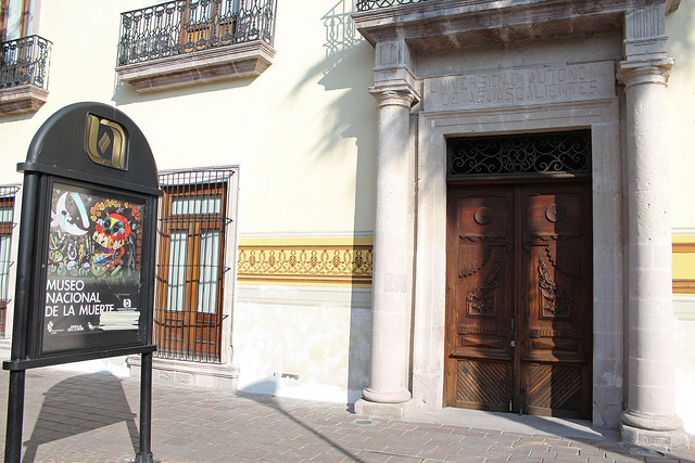 UAA invita a conocer Los deseos de la muerte, una exposición de mascarones ornamentales