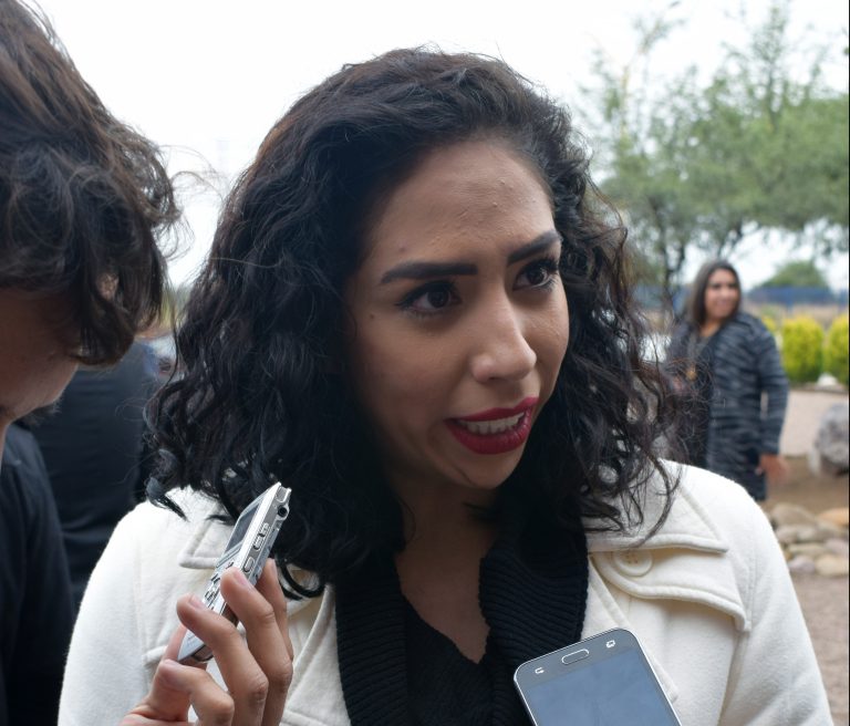 Feuaa pide encargarse de la credencialización de descuento para el transporte público