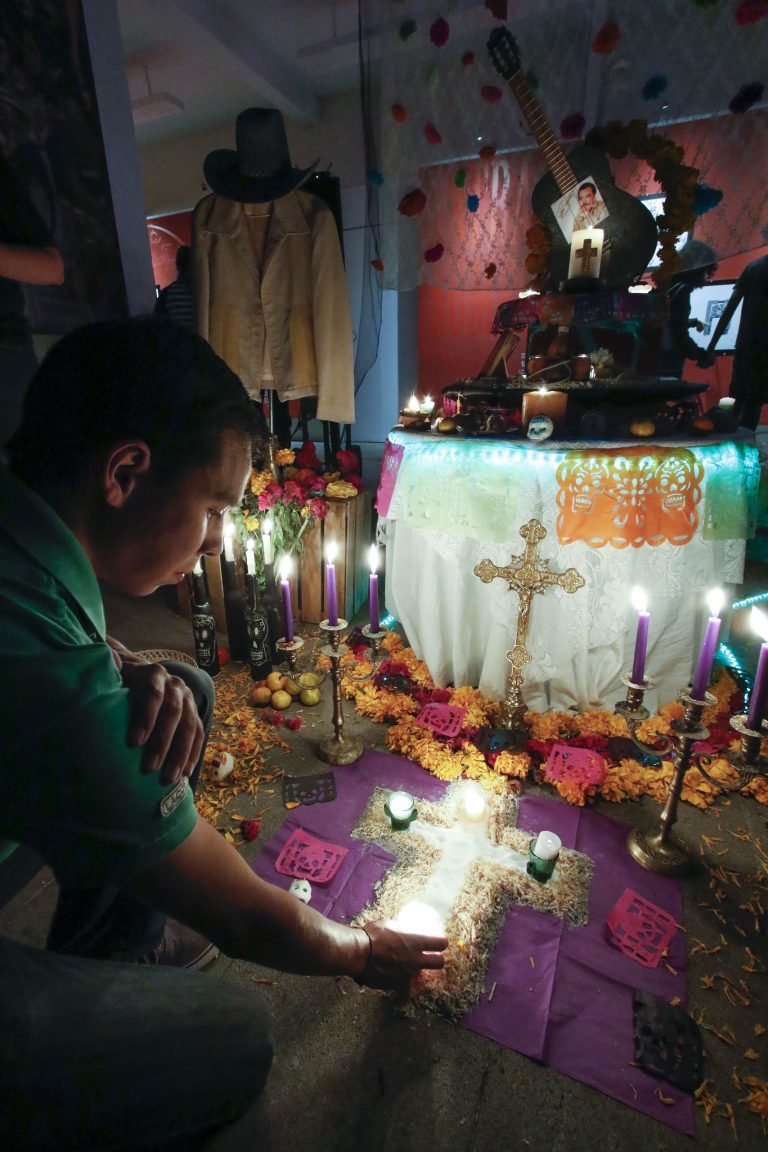 UAA realizó premiación del concurso de Altares de Muerto