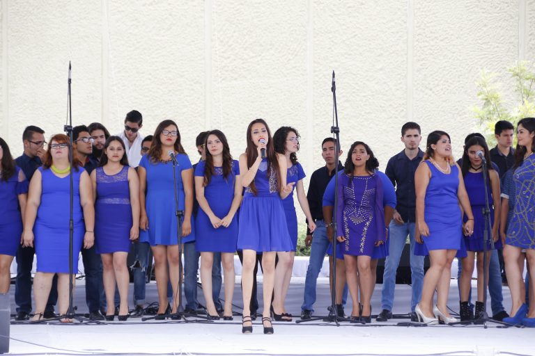 Se presentan Ballet folclórico de la UAA y Glee Club Universitario