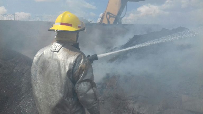 Sofocan bomberos incendio en Jesús María