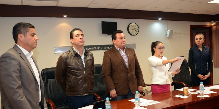Queda instalada formalmente la Comisión de la Familia