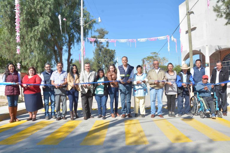 Pavimentó Jesús María entrada a comunidad de Los Vázquez