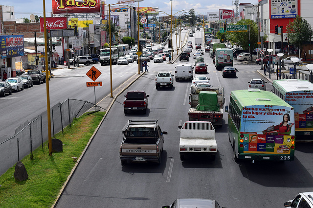 Gobierno estatal priista sólo benefició el uso del automóvil