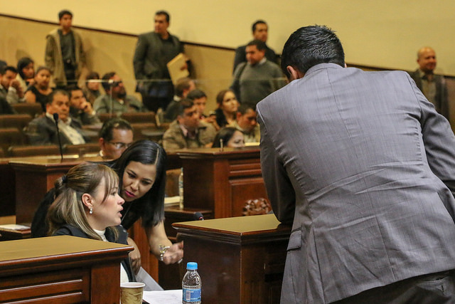 Sesionan diversas comisiones del Congreso del Estado