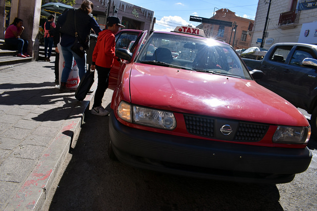 Revisará el Congreso de Estado nuevas concesiones de taxi