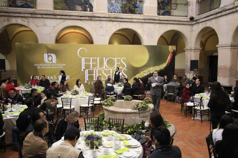 Medios de comunicación son indispensables para acercar a la sociedad al quehacer científico y académico